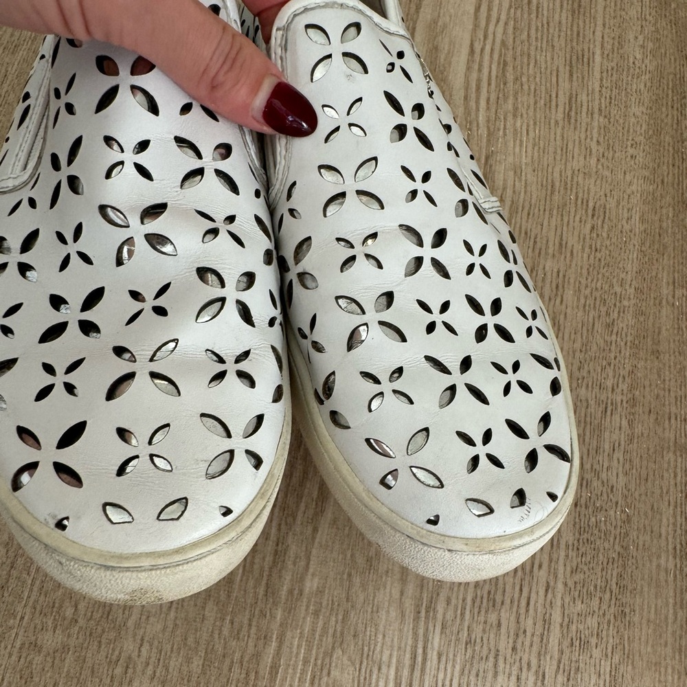 Michael Kors white& silver shoes size 8.5 - Picture 7 of 7
